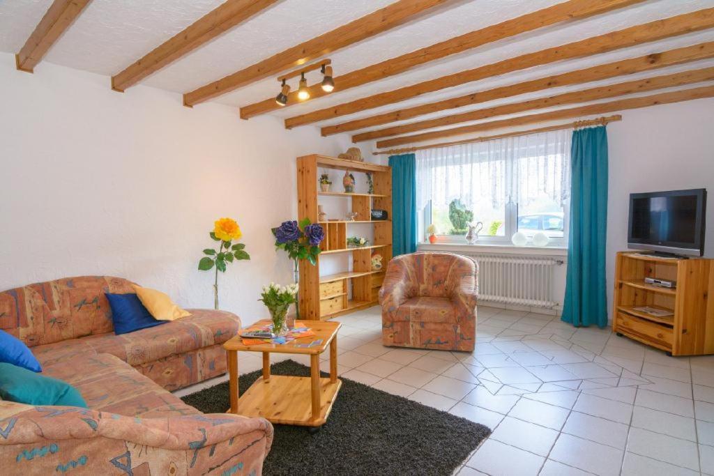 Ferienwohnung Gross A Schleiden Buitenkant foto